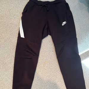 Nike Dark Purple Jogger Small